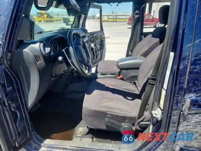 Zdjęcie 7 z 13 samochodu: 2013 JEEP WRANGLER UNLIMITED SPORT VIN:1C4BJWDG1DL513648 - miniatura
