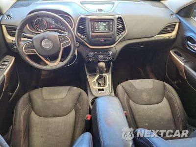 Zdjęcie 8 z 13 samochodu: 2017 JEEP CHEROKEE LATITUDE VIN:1C4PJLCB2HW616799 - miniatura