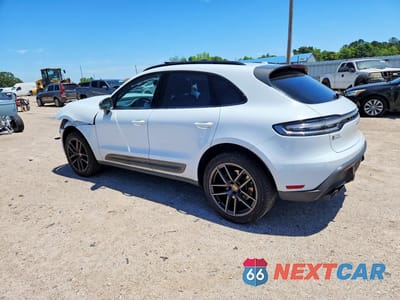 Drugie zdjęcie samochodu z przodu: 2024 PORSCHE MACAN BASE VIN:WP1AA2A54RLB03570 - miniatura