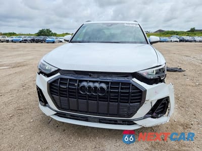 Piąte zdjęcie samochodu w środku: 2021 AUDI Q3 PREMIUM S LINE 45 VIN:WA1DECF30M1093151 - miniatura
