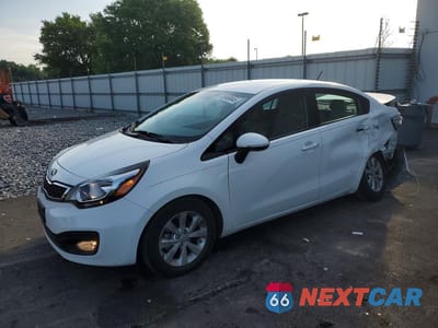 2015 KIA RIO EX KNADN4A3XF6460000 - główne zdjęcie licytacji z USA - miniatura