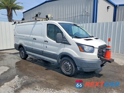 Czwarte zdjęcie samochodu z boku: 2018 FORD TRANSIT T-250 VIN:1FTYR1ZG1JKB15114 - miniatura