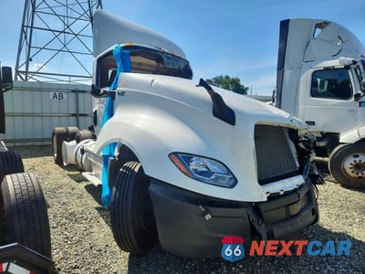 2025 INTERNATIONAL LT625 SEMI TRUCK 3HSDZTZR1SN104461 - główne zdjęcie licytacji z USA - miniatura