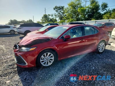 2024 TOYOTA CAMRY LE 4T1C11AK8RU190311 - główne zdjęcie licytacji z USA - miniatura
