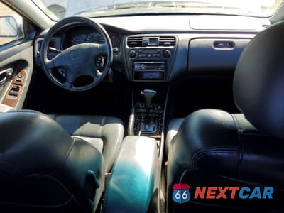 Zdjęcie 8 z 12 samochodu: 1998 HONDA ACCORD EX VIN:1HGCG2258WA801129 - miniatura