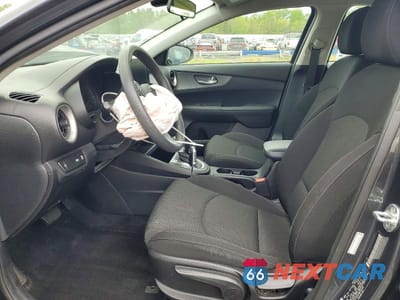 Zdjęcie 7 z 12 samochodu: 2021 KIA FORTE LXS VIN:3KPF24AD7ME326209 - miniatura