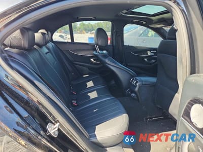 Zdjęcie 10 z 12 samochodu: 2017 MERCEDES-BENZ E 300 VIN:WDDZF4JB5HA022407 - miniatura