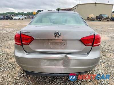 Zdjęcie 6 z 12 samochodu: 2012 VOLKSWAGEN PASSAT SE VIN:1VWBH7A34CC102548 - miniatura