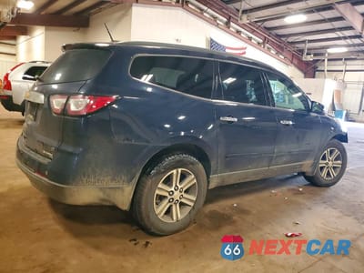 Trzecie zdjęcie samochodu z tyłu: 2017 CHEVROLET TRAVERSE LT VIN:1GNKVGKDXHJ273415 - miniatura