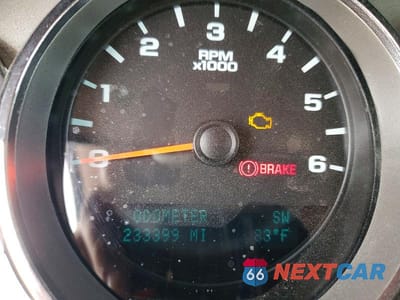 Zdjęcie 9 z 12 samochodu: 2013 GMC SIERRA K1500 SLE VIN:3GTP2VE79DG111921 - miniatura