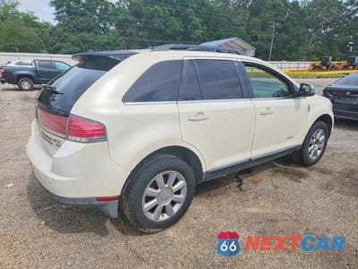 Trzecie zdjęcie samochodu z tyłu: 2008 LINCOLN MKX VIN:2LMDU88C58BJ27680 - miniatura
