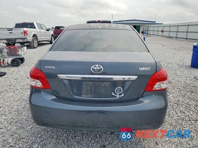 Zdjęcie 6 z 12 samochodu: 2007 TOYOTA YARIS BASE VIN:JTDBT923571048450 - miniatura
