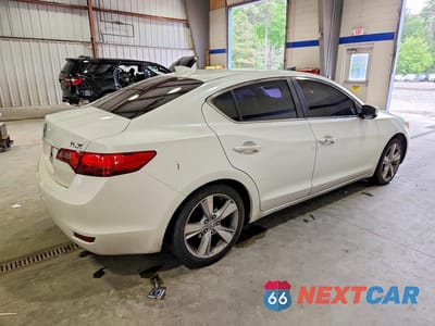Trzecie zdjęcie samochodu z tyłu: 2014 ACURA ILX 20 PREMIUM VIN:19VDE1F56EE008090 - miniatura
