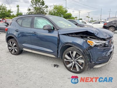 Czwarte zdjęcie samochodu z boku: 2022 VOLVO XC40 P8 RECHARGE PLUS VIN:YV4ED3UR7N2709599 - miniatura