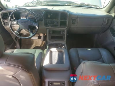 Zdjęcie 8 z 12 samochodu: 2005 GMC NEW SIERRA C1500 VIN:2GTEC13T851276639 - miniatura