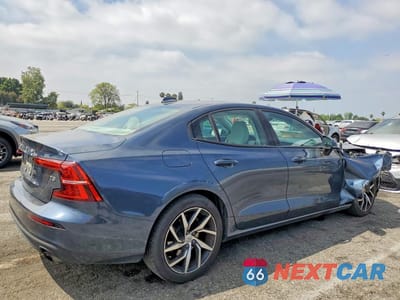 Trzecie zdjęcie samochodu z tyłu: 2020 VOLVO S60 T5 MOMENTUM VIN:7JR102FK2LG050694 - miniatura