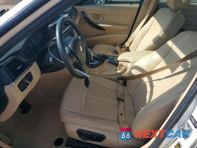 Zdjęcie 7 z 12 samochodu: 2013 BMW 320 I VIN:WBA3B1C54DK128690 - miniatura