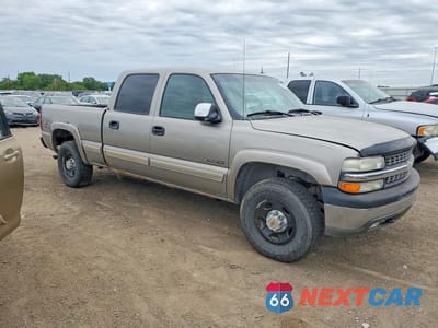 Czwarte zdjęcie samochodu z boku: 2002 CHEVROLET SILVERADO K1500 HEAVY DUTY VIN:1GCGK13U32F173959 - miniatura