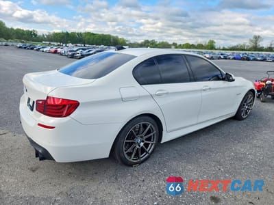 Trzecie zdjęcie samochodu z tyłu: 2016 BMW 535 I VIN:WBA5B1C51GG133846 - miniatura
