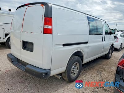 Trzecie zdjęcie samochodu z tyłu: 2021 CHEV EXPRESS G2500 VIN:1GCWGAFP7M1258404 - miniatura