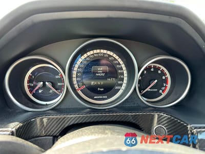 Zdjęcie 9 z 10 samochodu: 2014 MERCEDES-BENZ E 63 AMG-S VIN:WDDHF7GB6EA940456 - miniatura