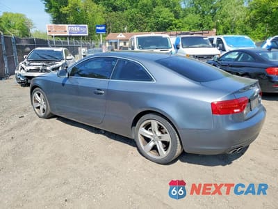 Drugie zdjęcie samochodu z przodu: 2014 AUDI A5 PREMIUM VIN:WAUCFAFR7EA073906 - miniatura