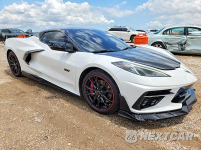 Czwarte zdjęcie samochodu z boku: 2023 CHEVROLET CORVETTE STINGRAY 3LT VIN:1G1YC3D45P5503005 - miniatura
