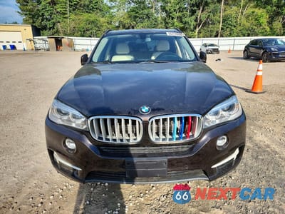Piąte zdjęcie samochodu w środku: 2016 BMW X5 XDR40E VIN:5UXKT0C5XG0S76699 - miniatura