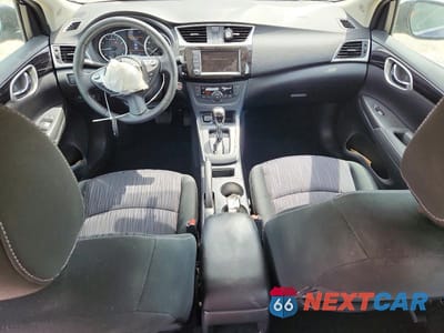 Zdjęcie 8 z 13 samochodu: 2019 NISSAN SENTRA SV VIN:3N1AB7AP0KY454022 - miniatura