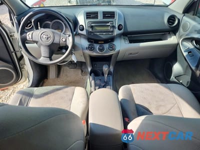 Zdjęcie 8 z 13 samochodu: 2012 TOYOTA RAV4 BASE VIN:2T3BF4DV7CW196149 - miniatura