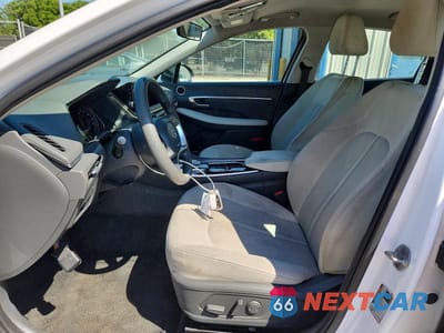 Zdjęcie 7 z 12 samochodu: 2023 HYUNDAI SONATA SEL VIN:KMHL64JAXPA280228 - miniatura