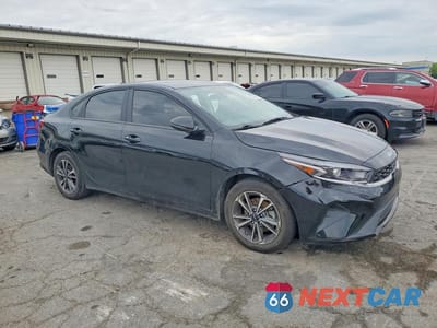 Czwarte zdjęcie samochodu z boku: 2024 KIA FORTE LXS VIN:3KPF24AD4RE796804 - miniatura