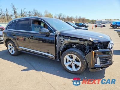 Czwarte zdjęcie samochodu z boku: 2021 AUDI Q7 PREMIUM VIN:WA1AJAF77MD024946 - miniatura