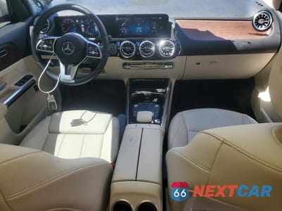 Zdjęcie 8 z 14 samochodu: 2022 MERCEDES-BENZ GLA 250 4MATIC VIN:W1N4N4HB0NJ408976 - miniatura