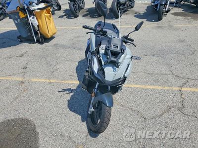 Piąte zdjęcie samochodu w środku: 2026 HONDA ADV160 A VIN:MLHKF5452T5200912 - miniatura