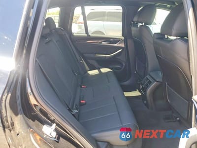 Zdjęcie 11 z 13 samochodu: 2019 BMW X3 SDRIVE30I VIN:5UXTR7C59KLR51316 - miniatura