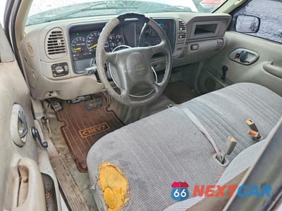 Zdjęcie 8 z 12 samochodu: 2000 GMC SIERRA C3500 VIN:1GTGC34R5YR154484 - miniatura