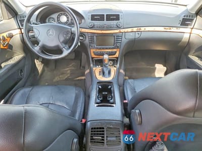 Zdjęcie 8 z 12 samochodu: 2006 MERCEDES-BENZ E 350 VIN:WDBUF56J36A934913 - miniatura