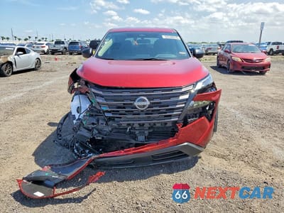 Piąte zdjęcie samochodu w środku: 2026 NISSAN ROGUE S VIN:5N1BT3AA6TC798284 - miniatura