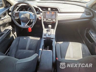 Zdjęcie 8 z 12 samochodu: 2018 HONDA CIVIC EX VIN:19XFC2F72JE017019 - miniatura