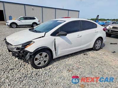 2017 KIA FORTE LX 3KPFK4A74HE069526 - główne zdjęcie licytacji z USA - miniatura