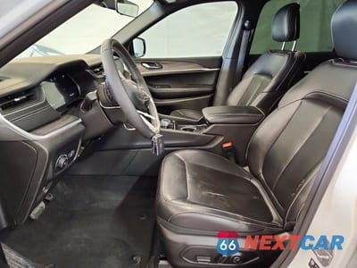 Zdjęcie 7 z 13 samochodu: 2025 JEEP GRAND CHEROKEE L LIMITED VIN:1C4RJJBG0S8697291 - miniatura