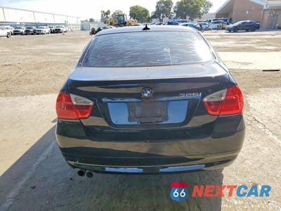 Zdjęcie 6 z 12 samochodu: 2006 BMW 325 VIN:WBAVB13566PS66259 - miniatura