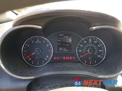 Zdjęcie 9 z 12 samochodu: 2014 KIA FORTE LX VIN:KNAFK4A61E5072766 - miniatura