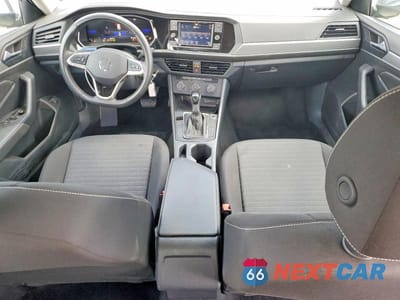 Zdjęcie 8 z 12 samochodu: 2024 VOLKSWAGEN JETTA S VIN:3VW5M7BU5RM049799 - miniatura