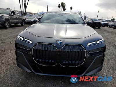 Piąte zdjęcie samochodu w środku: 2024 BMW 740 I VIN:WBA23EH05RCT09490 - miniatura