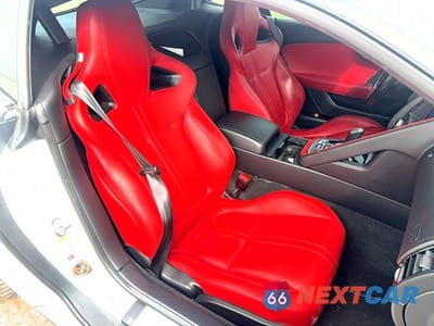 Zdjęcie 6 z 10 samochodu: 2017 JAGUAR F-TYPE R DYNAMIC VIN:SAJWA6AT3H8K43691 - miniatura