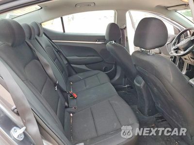 Zdjęcie 10 z 12 samochodu: 2019 HYUNDAI ELANTRA VIN:5NPD74LF4KH480618 - miniatura