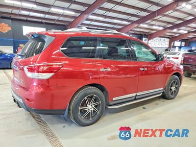 Trzecie zdjęcie samochodu z tyłu: 2013 NISSAN PATHFINDER S VIN:5N1AR2MM0DC605896 - miniatura