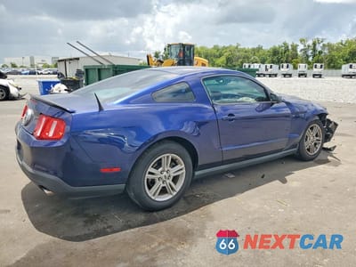 Trzecie zdjęcie samochodu z tyłu: 2012 FORD MUSTANG VIN:1ZVBP8AM7C5269234 - miniatura